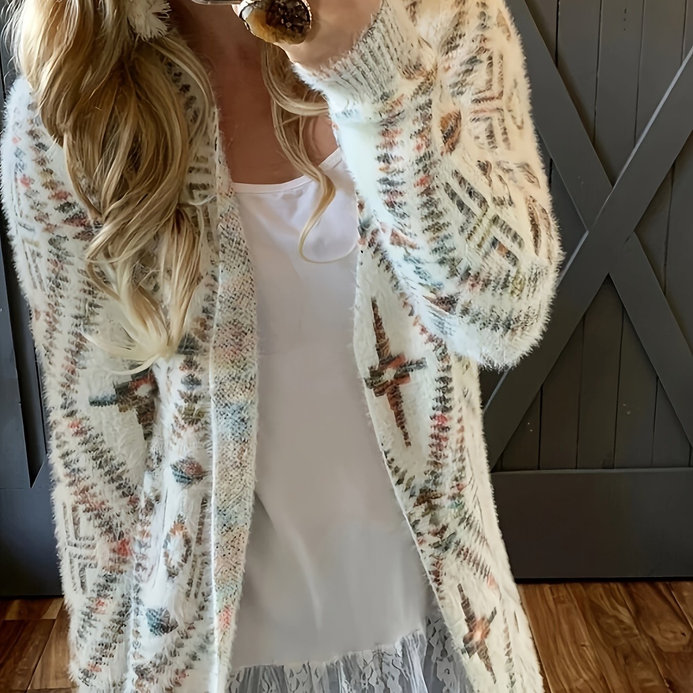 Katja – Elegant stickad kofta med geometriskt mönster