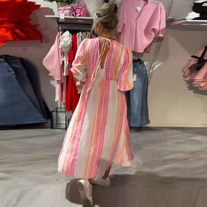 Åslög – Bohemisk klänning med somrig elegans