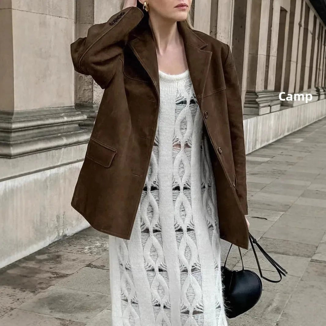 Dinah – Värme och stil i varje rörelse - Véloria Studios