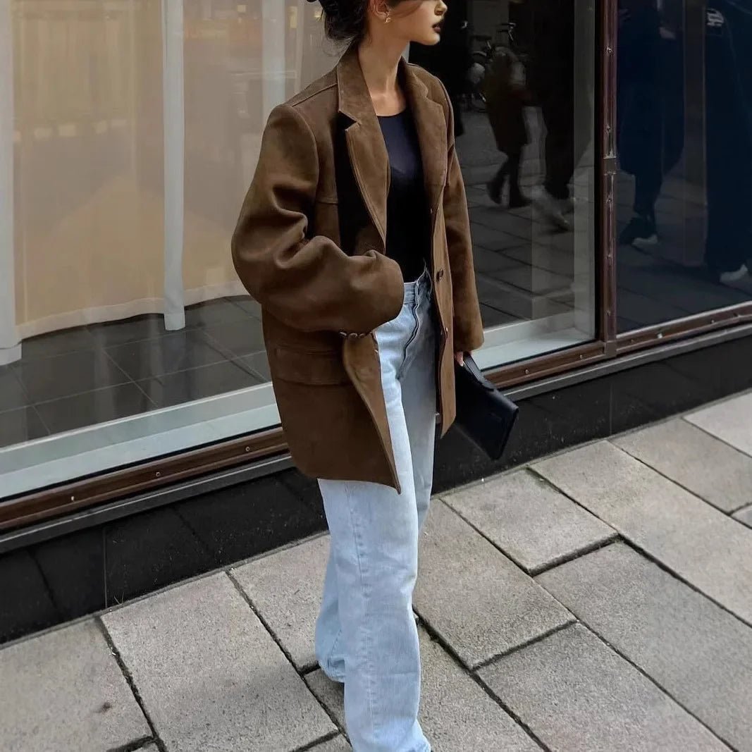 Dinah – Värme och stil i varje rörelse - Véloria Studios