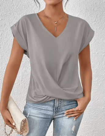 Jada - Elegant T-shirt med V - ringning - Véloria Studios