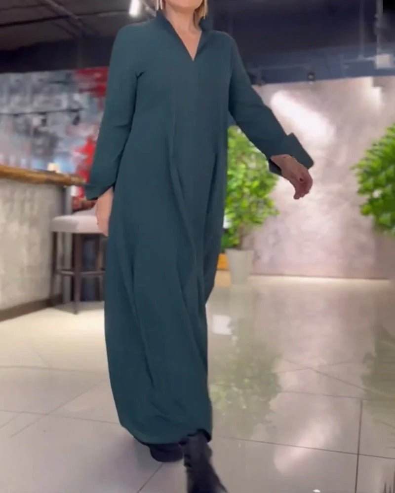 Kyra – Elegant midiklänning för kontorets och kvällens stunder - Véloria Studios